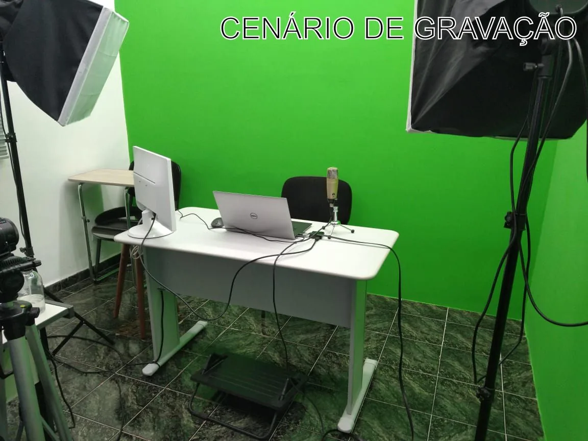 Instituto Freitas — Controle de reverberação e estrutura para captação de voz.